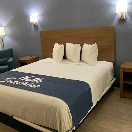 Days Inn By Wyndham Apopka/Orlando Екстериор снимка