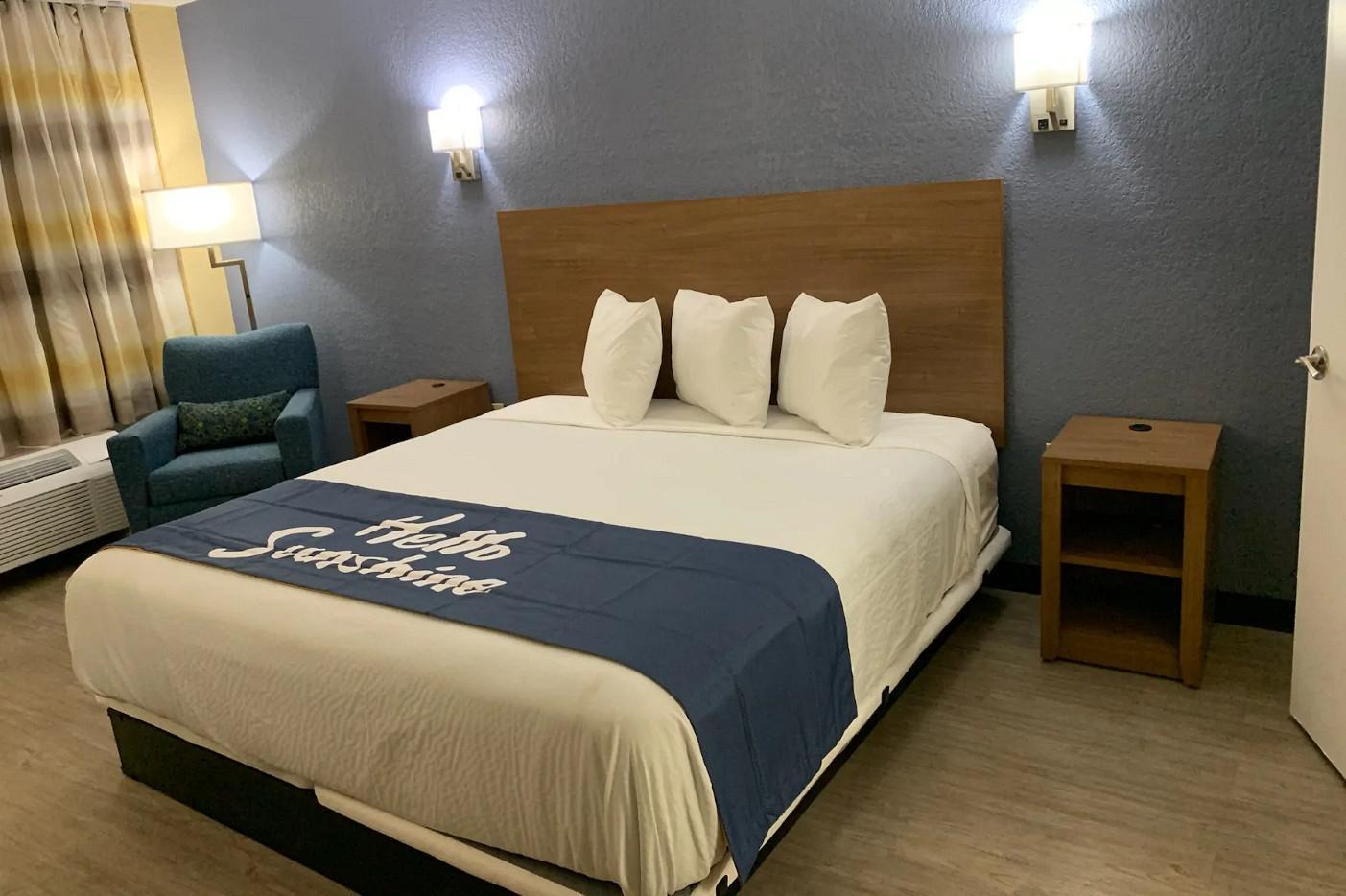 Days Inn By Wyndham Apopka/Orlando Екстериор снимка