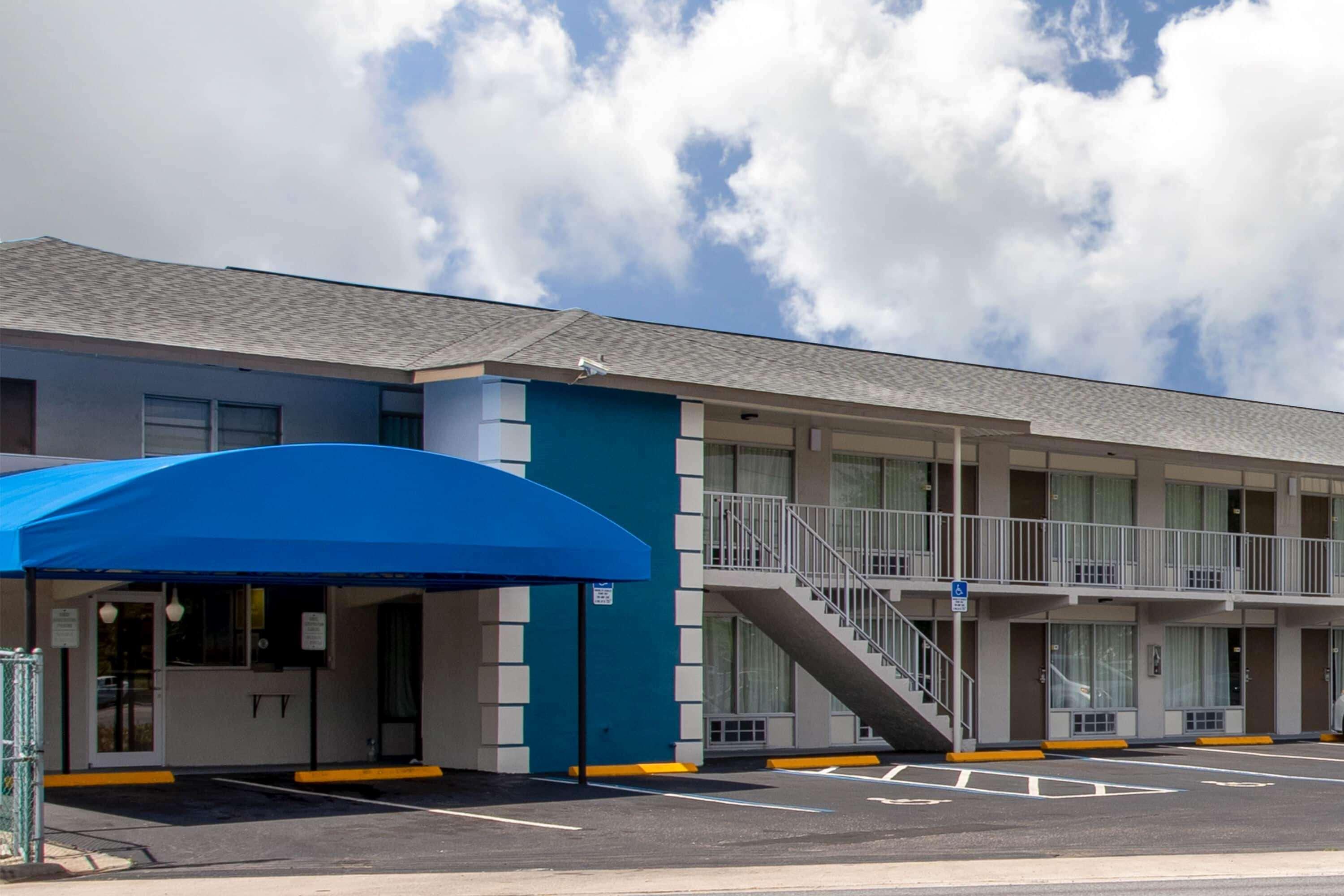 Days Inn By Wyndham Apopka/Orlando Екстериор снимка