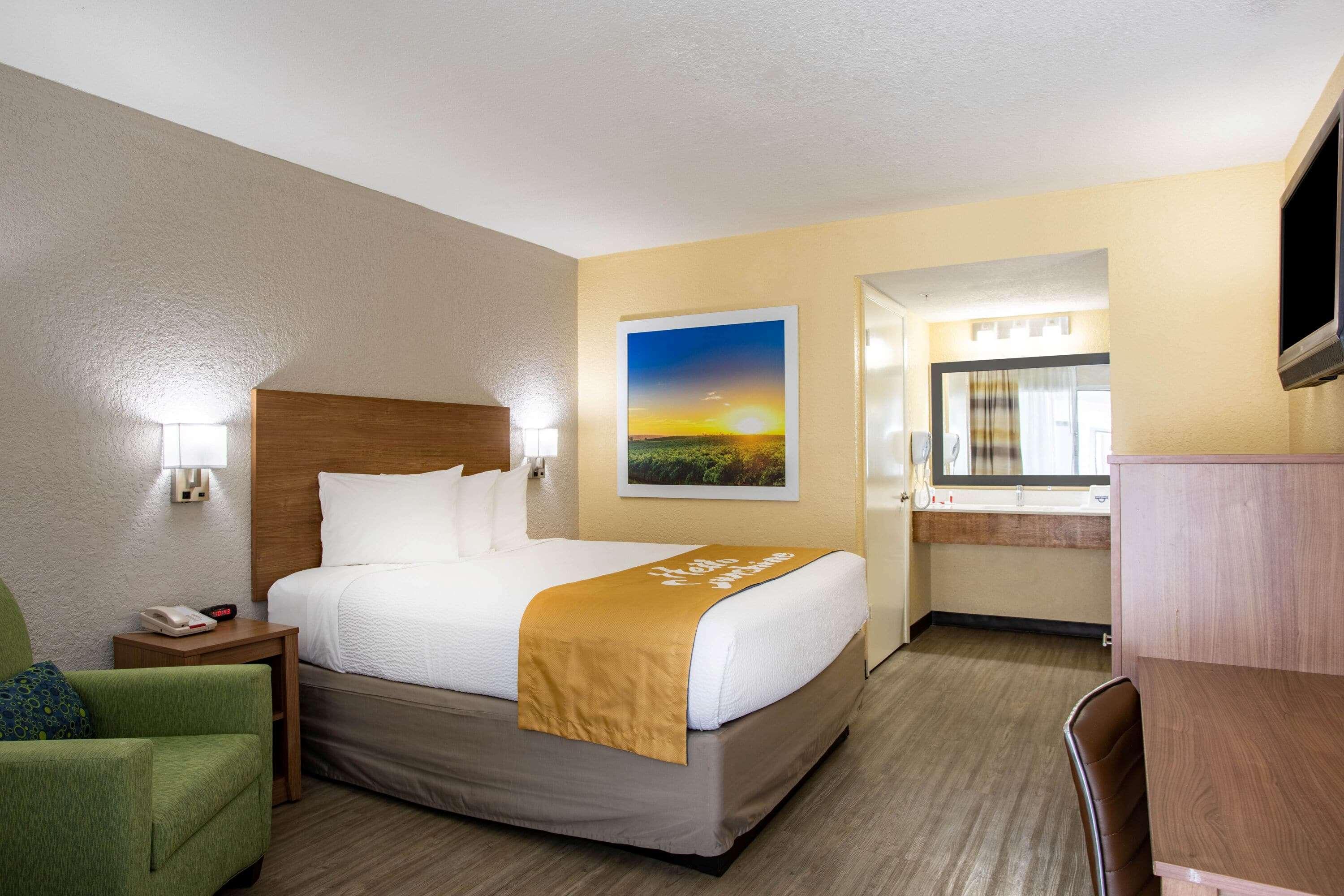 Days Inn By Wyndham Apopka/Orlando Екстериор снимка